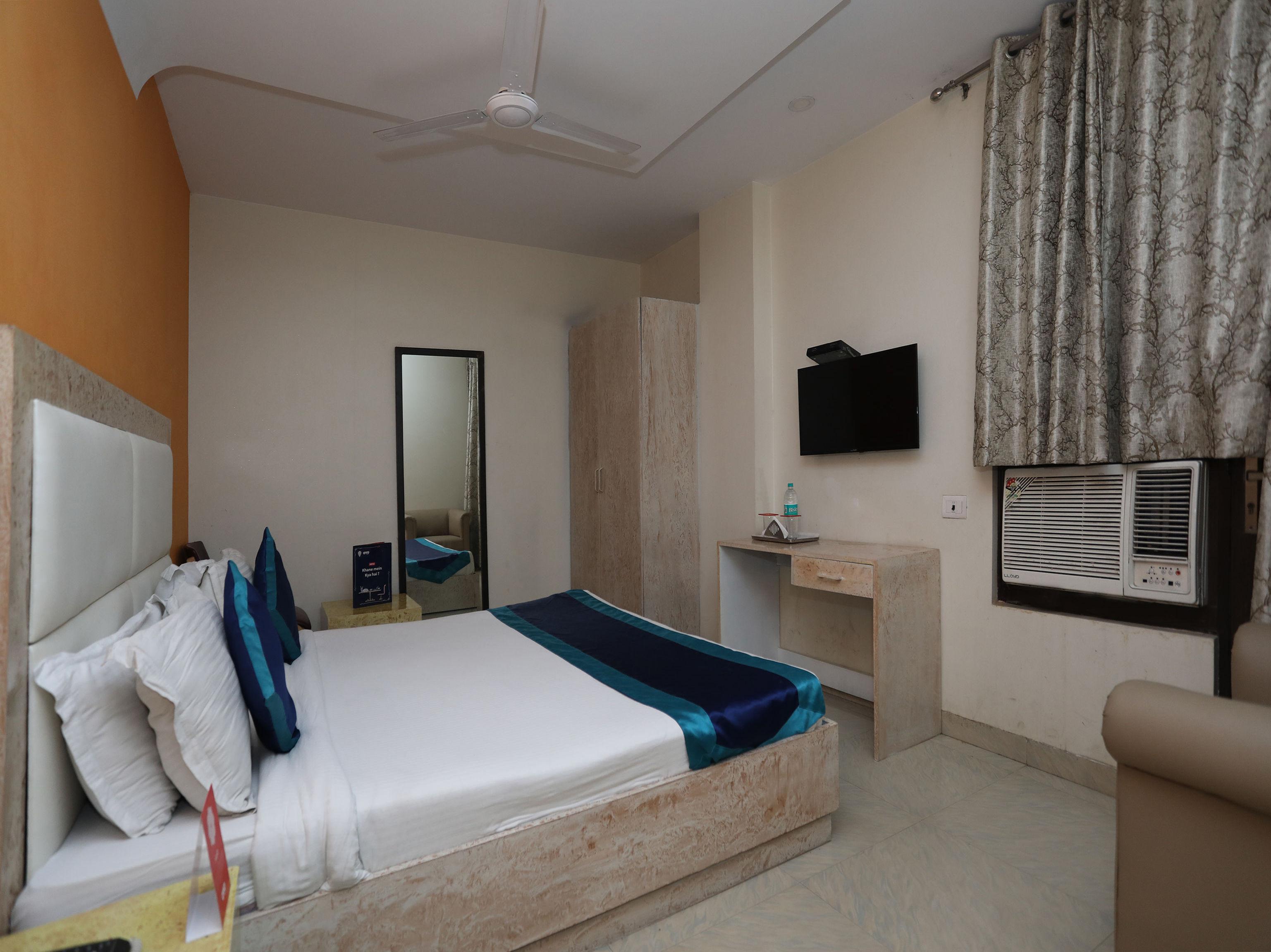 Hotel The Rts Plaza Új-Delhi Kültér fotó