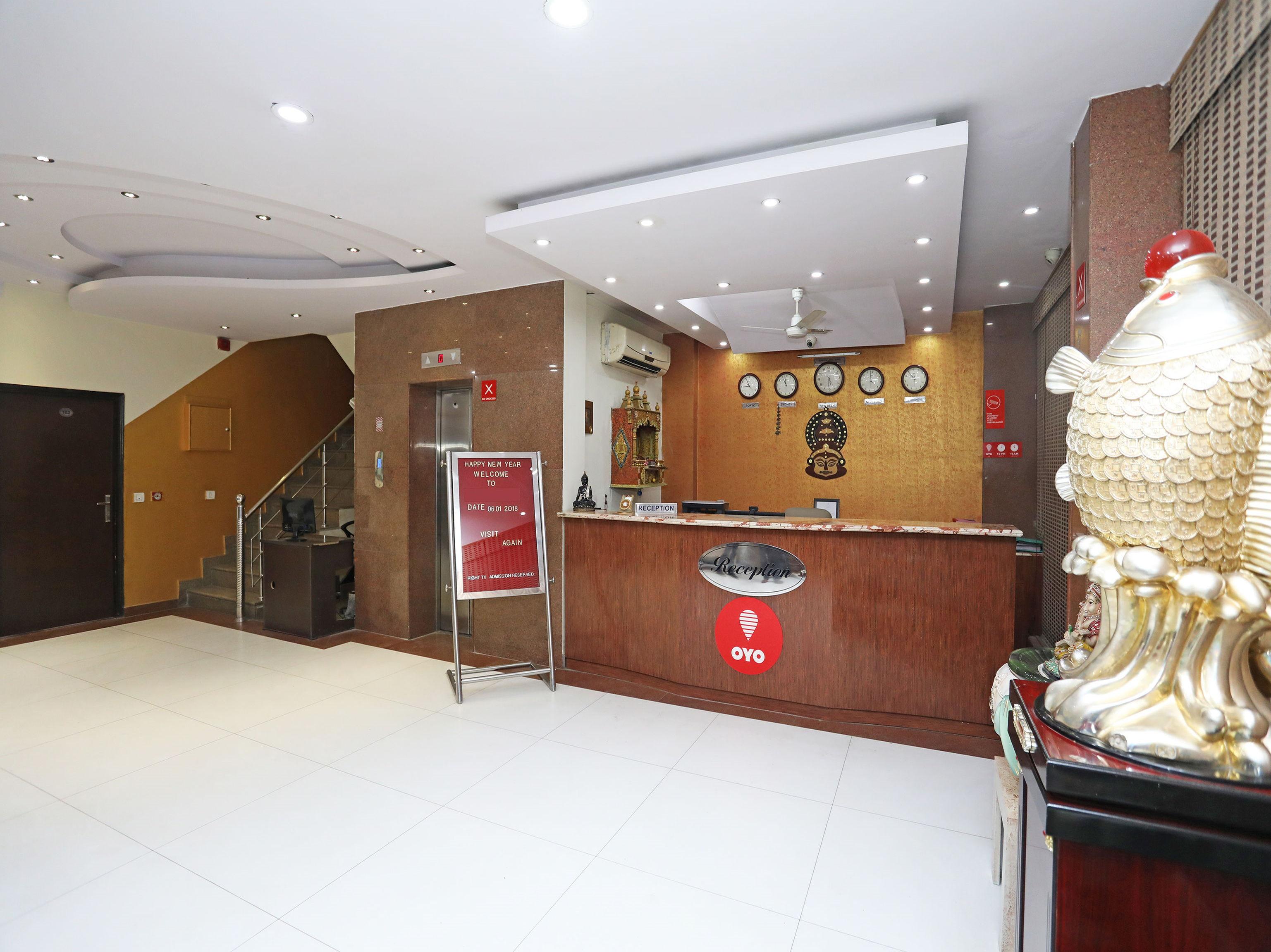Hotel The Rts Plaza Új-Delhi Kültér fotó