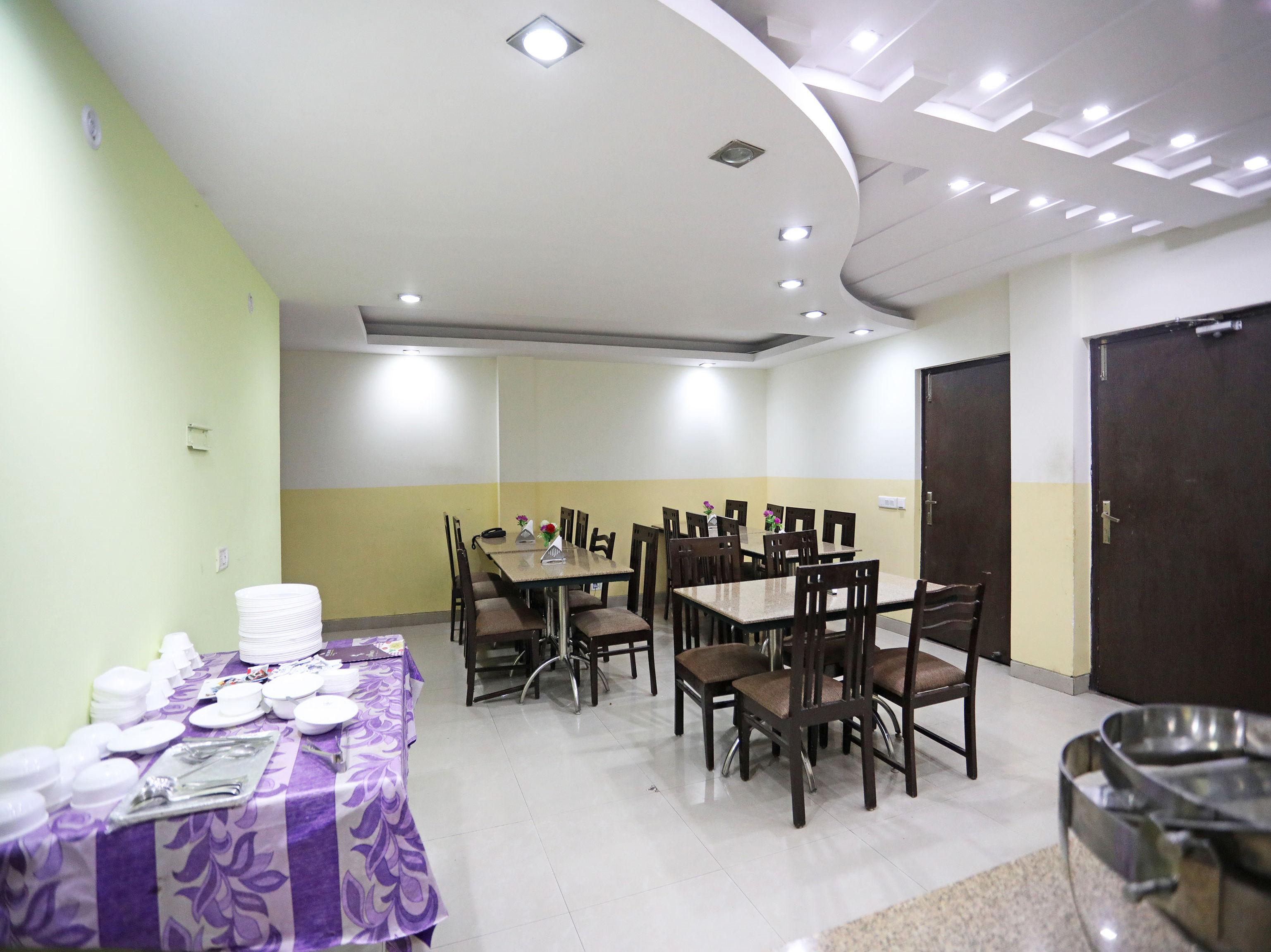 Hotel The Rts Plaza Új-Delhi Kültér fotó
