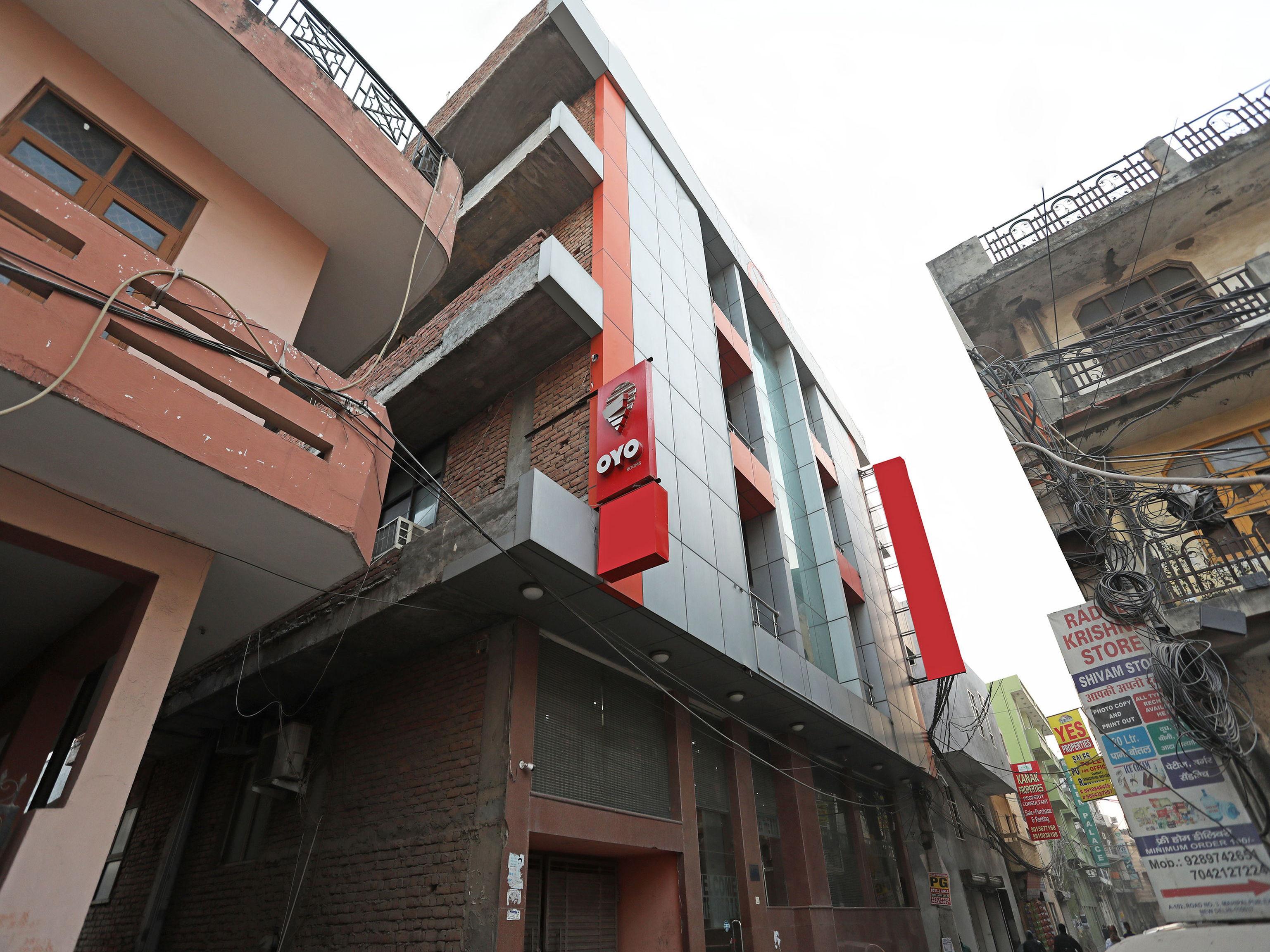 Hotel The Rts Plaza Új-Delhi Kültér fotó