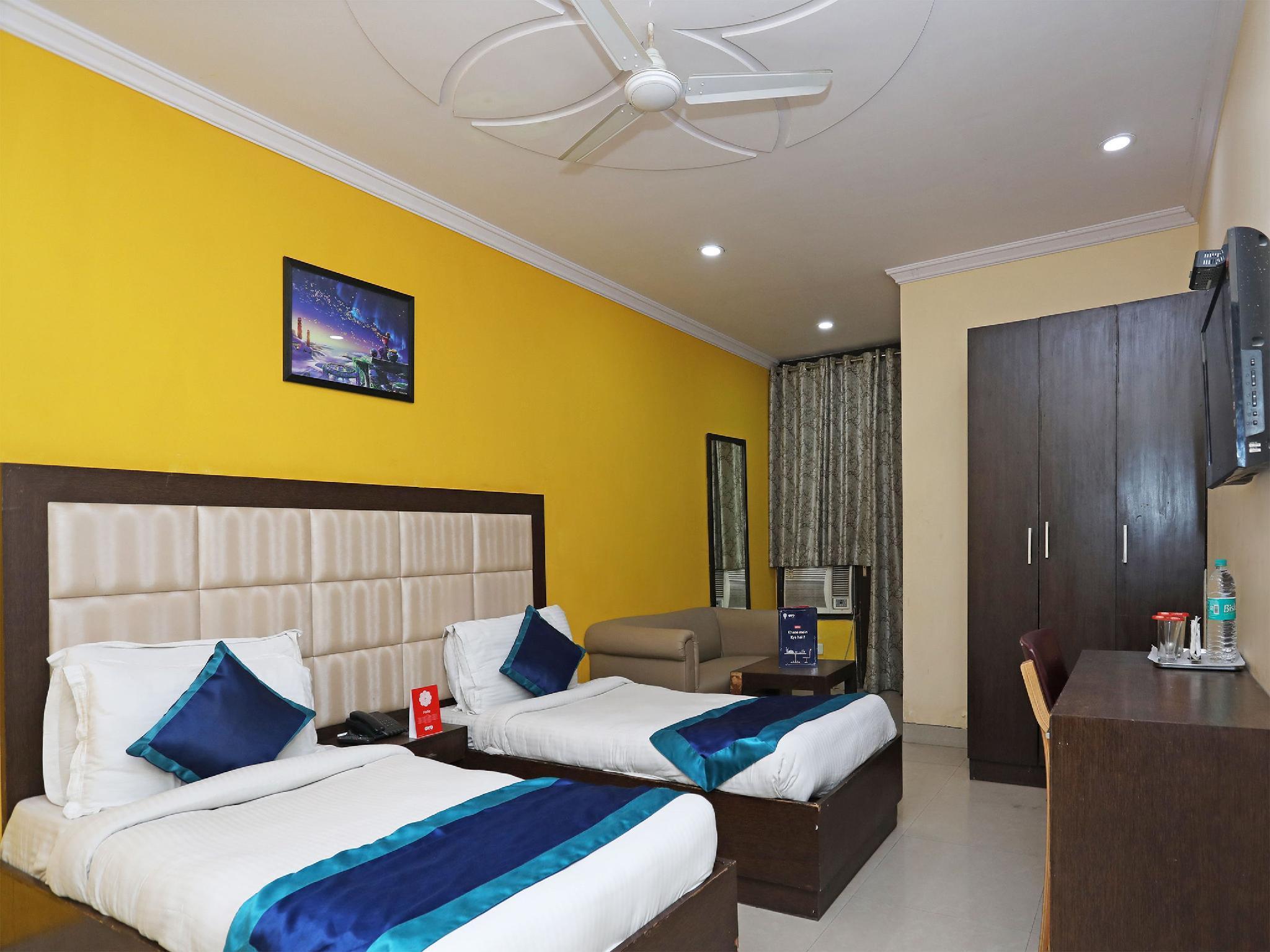 Hotel The Rts Plaza Új-Delhi Kültér fotó