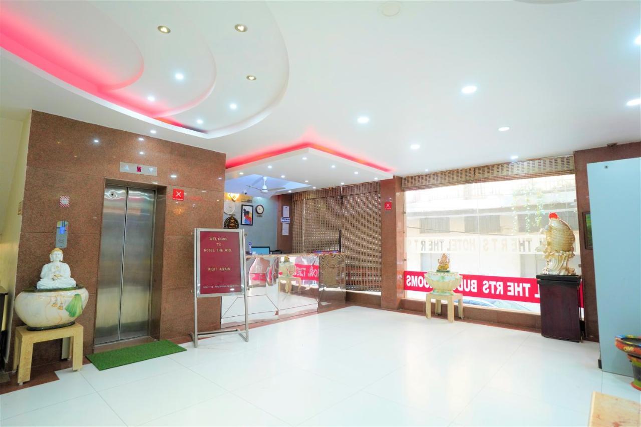 Hotel The Rts Plaza Új-Delhi Kültér fotó